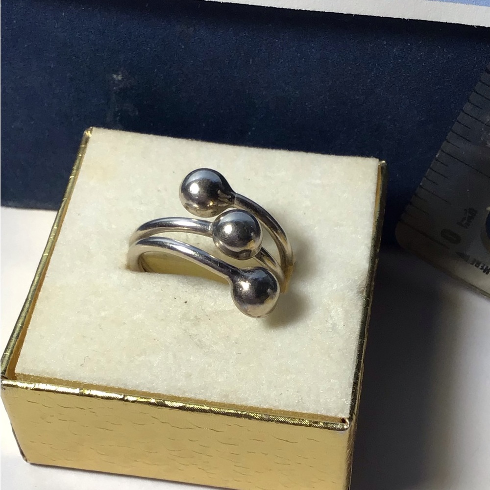 Ladies 3 ball sterling wrap ring
